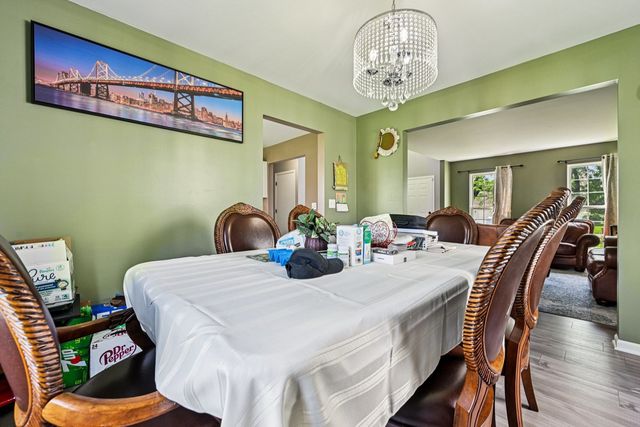 1290 E Fox Chase Drive, Round Lake Beach, IL 60073