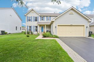 1290 E Fox Chase Drive, Round Lake Beach, IL 60073