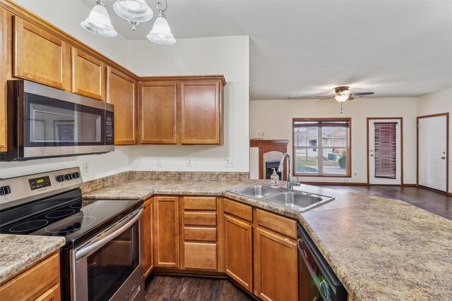 2602 NE Oak Drive 3, Ankeny, IA 50021