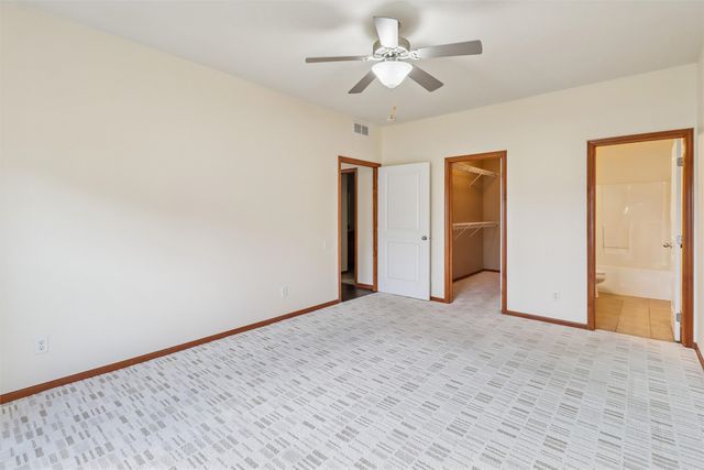 2602 NE Oak Drive 3, Ankeny, IA 50021