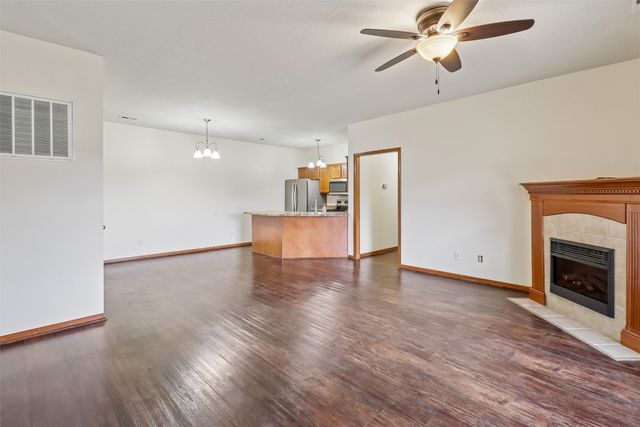 2602 NE Oak Drive 3, Ankeny, IA 50021