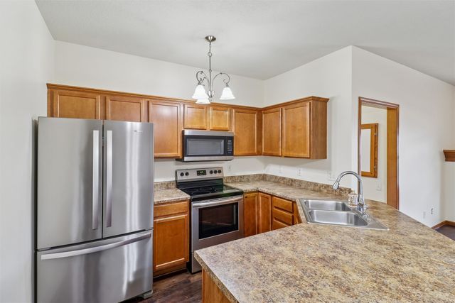 2602 NE Oak Drive 3, Ankeny, IA 50021