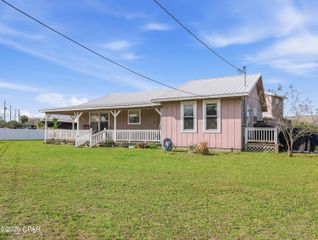 1702 Maine Avenue, Lynn Haven, FL 32444
