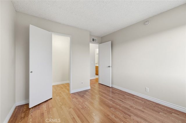 6511 Wystone Avenue 4, Reseda, CA 91335