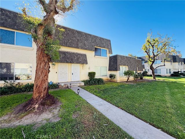 6511 Wystone Avenue 4, Reseda, CA 91335