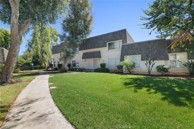 6511 Wystone Avenue 4, Reseda, CA 91335