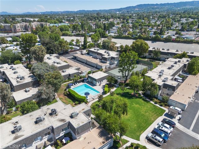 6511 Wystone Avenue 4, Reseda, CA 91335