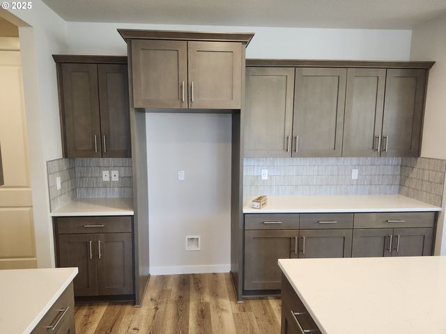 2941 Olympic St 28, Woodburn, OR 97071