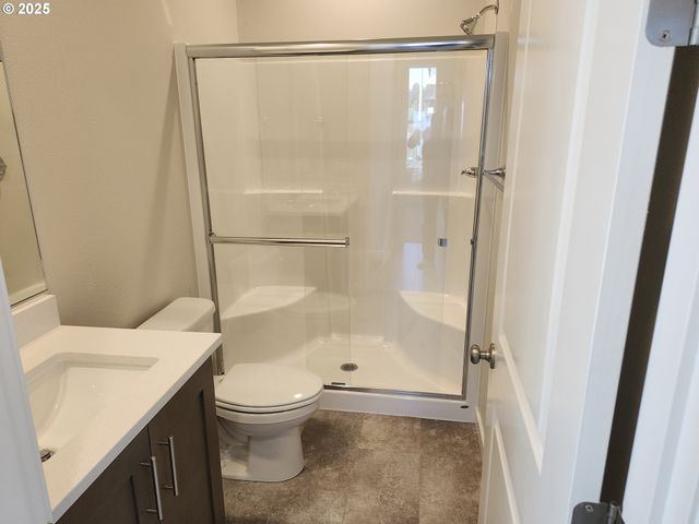 2941 Olympic St 28, Woodburn, OR 97071