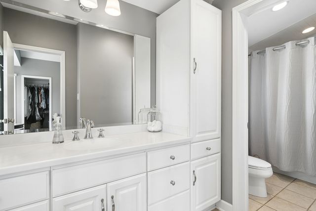 730 S Highland Avenue, Arlington Heights, IL 60005