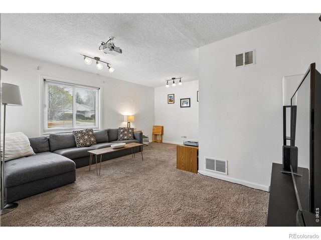 1819 S Madison Street, Denver, CO 80210