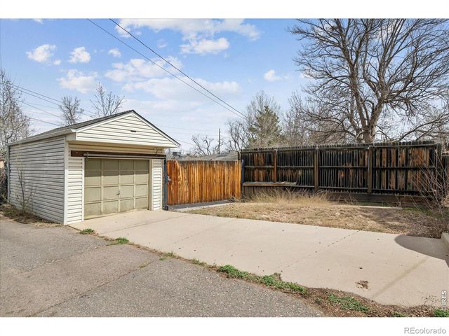 1819 S Madison Street, Denver, CO 80210