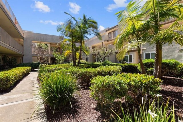 13754 Mango 306, Del Mar, CA 92014