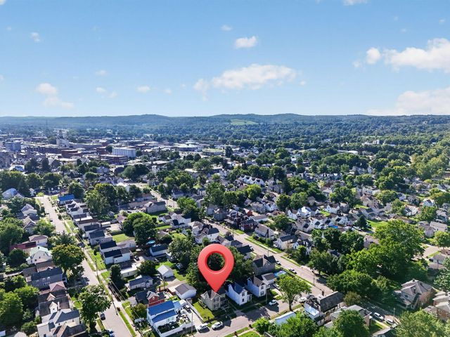 128 N 9th Street, Newark, OH 43055