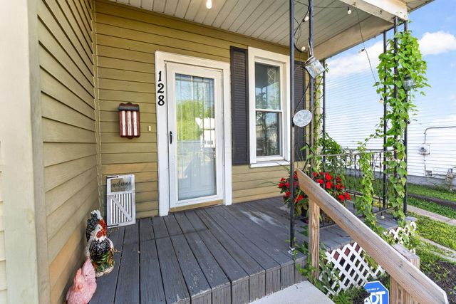 128 N 9th Street, Newark, OH 43055