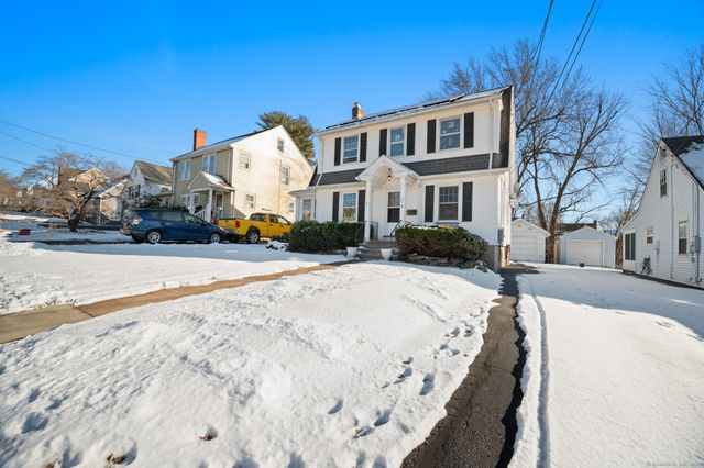 91 Fennbrook Road, West Hartford, CT 06119