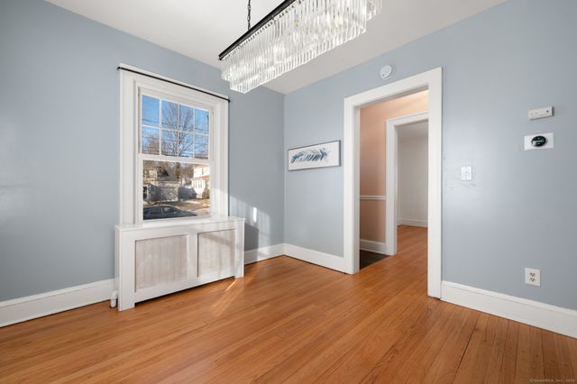 91 Fennbrook Road, West Hartford, CT 06119