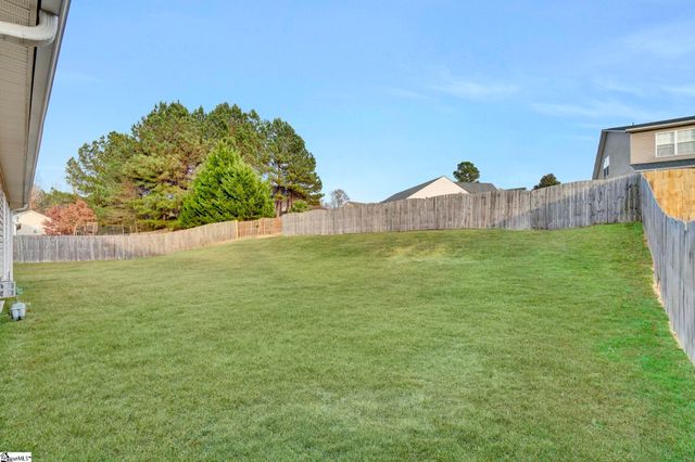 8 Greenbranch Way, Simpsonville, SC 29680