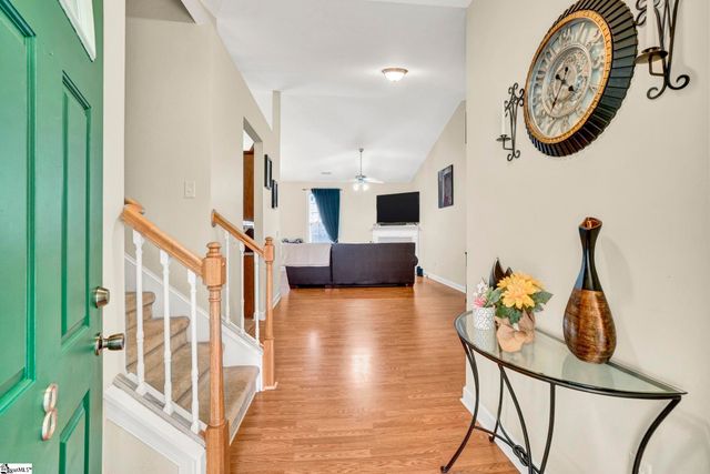 8 Greenbranch Way, Simpsonville, SC 29680