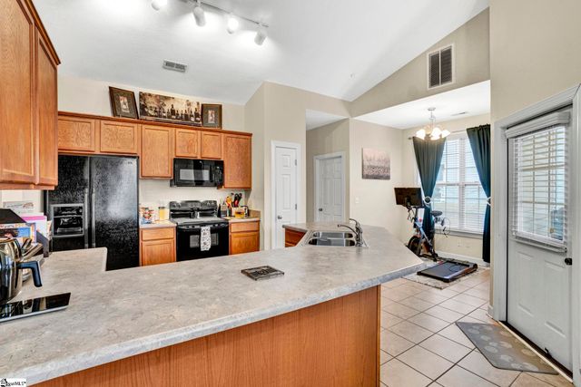 8 Greenbranch Way, Simpsonville, SC 29680