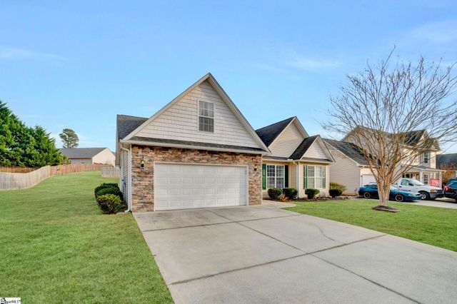 8 Greenbranch Way, Simpsonville, SC 29680