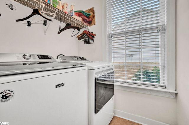 8 Greenbranch Way, Simpsonville, SC 29680