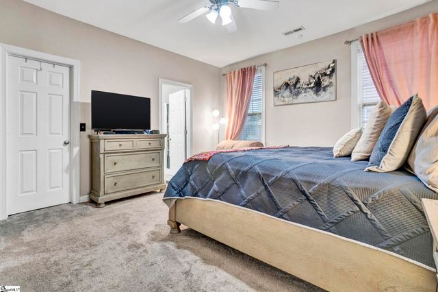 8 Greenbranch Way, Simpsonville, SC 29680