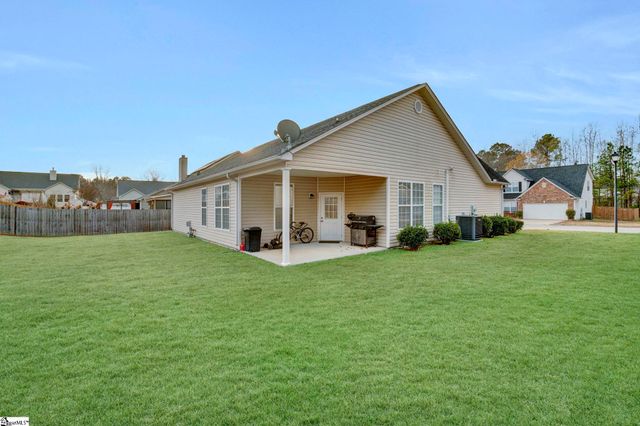 8 Greenbranch Way, Simpsonville, SC 29680