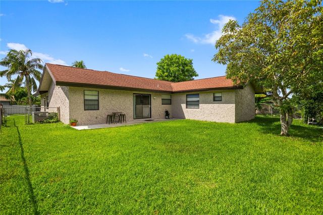 8211 SW 13th Court, North Lauderdale, FL 33068