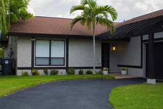 8211 SW 13th Court, North Lauderdale, FL 33068