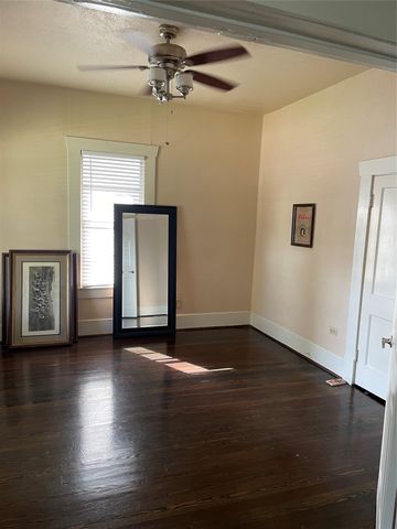 2217 Madera Street, Dallas, TX 75206