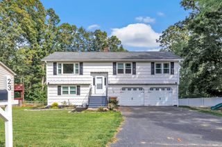23 Bruce Drive, Shelton, CT 06484