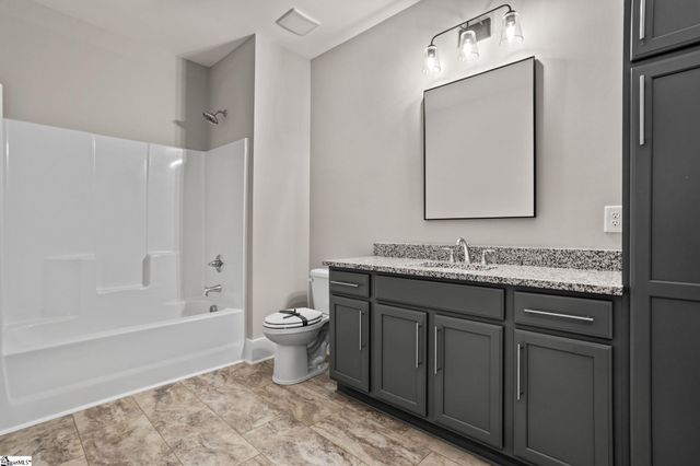 1301 S Pinot Road, Duncan, SC 29334