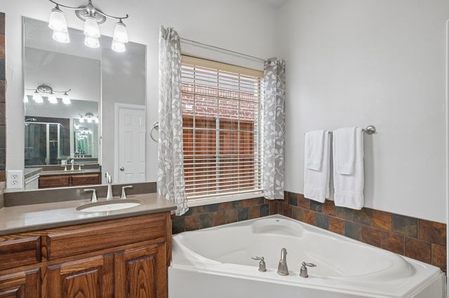 424 Water Bridge Drive, Lewisville, TX 75056