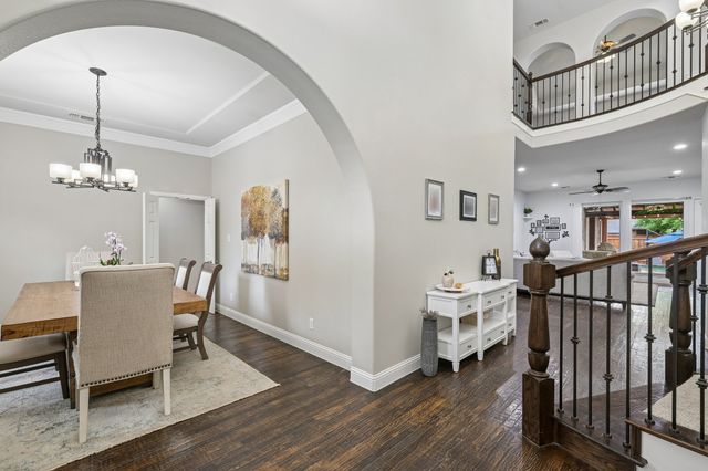 424 Water Bridge Drive, Lewisville, TX 75056