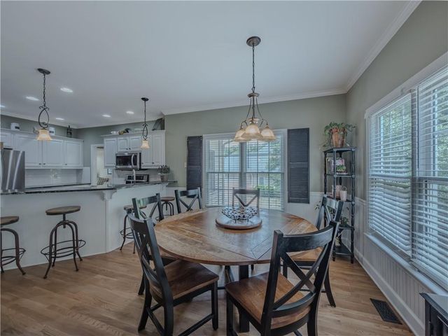 1116 Maple Creek Ridge, Loganville, GA 30052