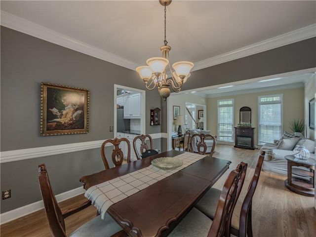 1116 Maple Creek Ridge, Loganville, GA 30052