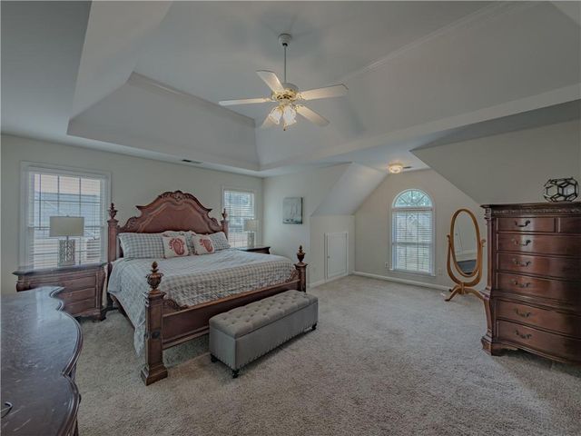 1116 Maple Creek Ridge, Loganville, GA 30052