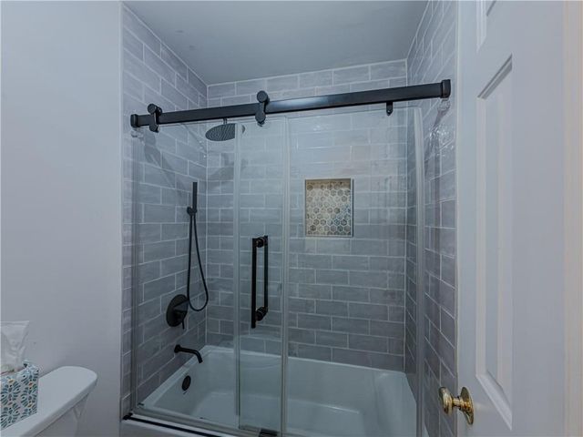 1116 Maple Creek Ridge, Loganville, GA 30052