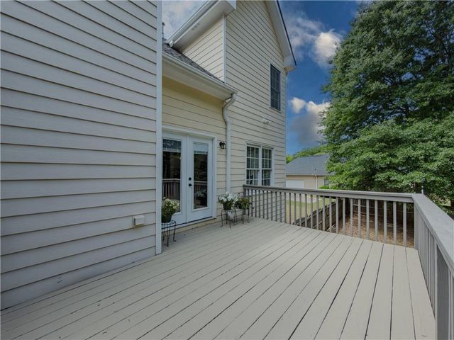 1116 Maple Creek Ridge, Loganville, GA 30052