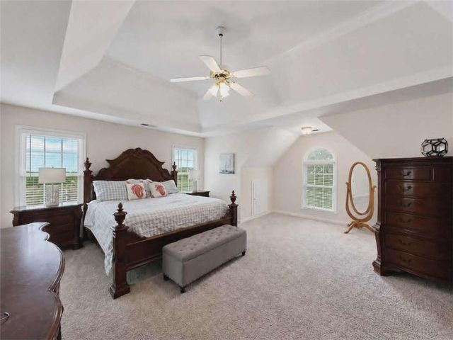 1116 Maple Creek Ridge, Loganville, GA 30052