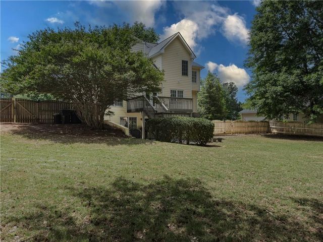 1116 Maple Creek Ridge, Loganville, GA 30052