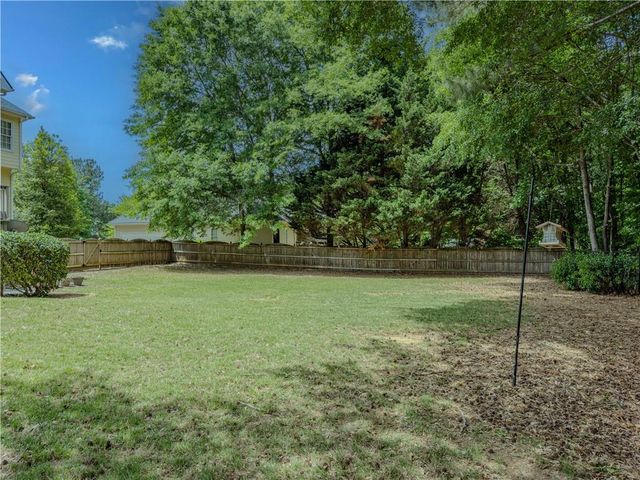 1116 Maple Creek Ridge, Loganville, GA 30052