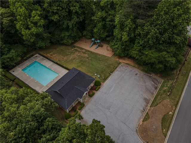 1116 Maple Creek Ridge, Loganville, GA 30052