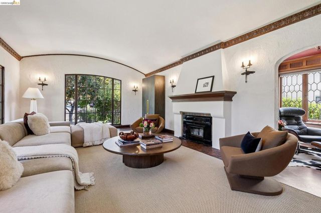 314 Wildwood Ave., Piedmont, CA 94611