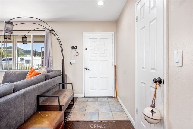 24048 Cruise Circle, Canyon Lake, CA 92587