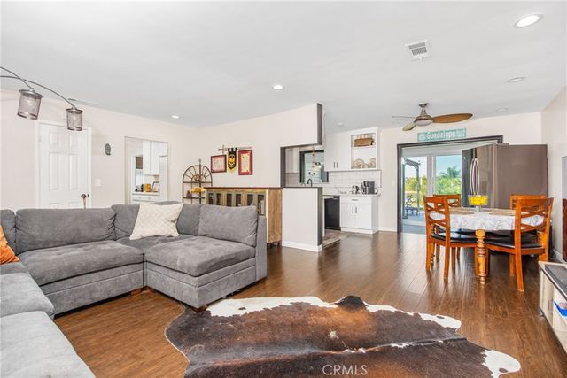 24048 Cruise Circle, Canyon Lake, CA 92587