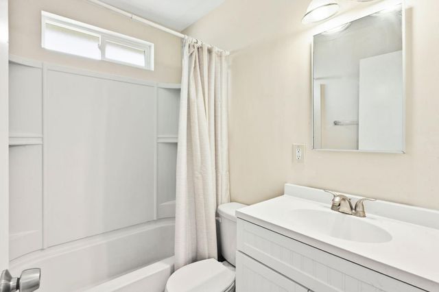 7609 Circle Pkwy, Sacramento, CA 95823