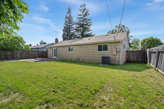 7609 Circle Pkwy, Sacramento, CA 95823