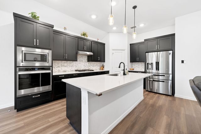 4004 Blue Stem Boulevard, Melissa, TX 75454